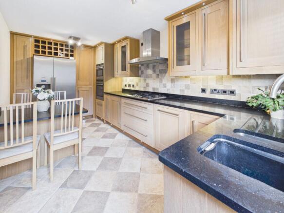 Kitchen / Breakfast Room