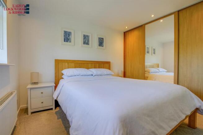 3 bed Detached for sale Image 10