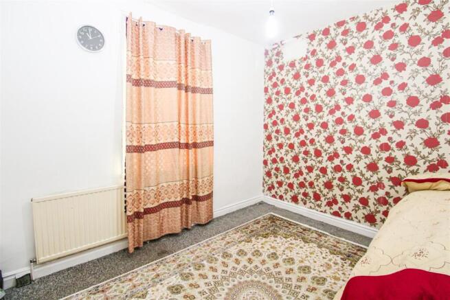 3 bed Terraced for sale Image 7
