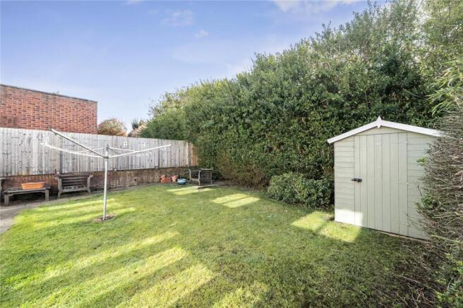 4 bed Detached for sale Image 8