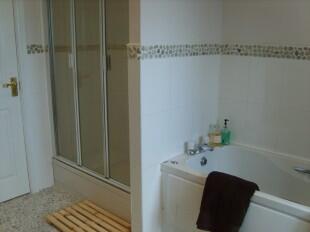 Master En-Suite