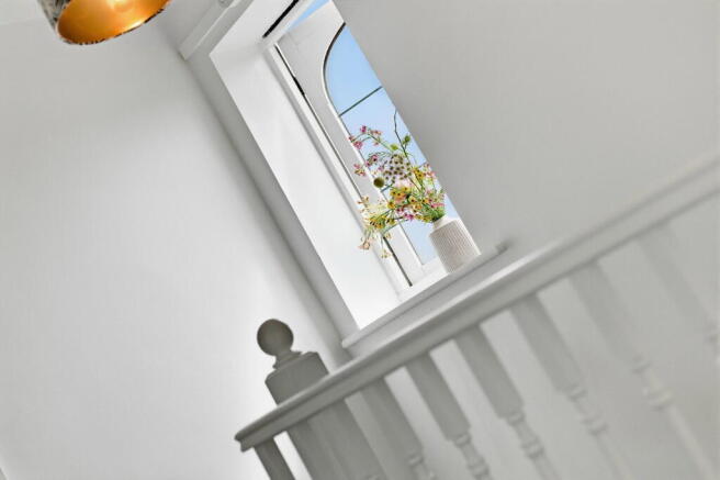 3 bed Semi-Detached for sale Image 9