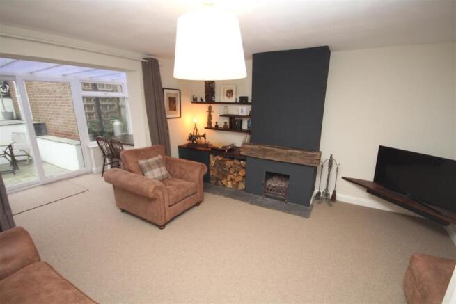 sitting room.JPG