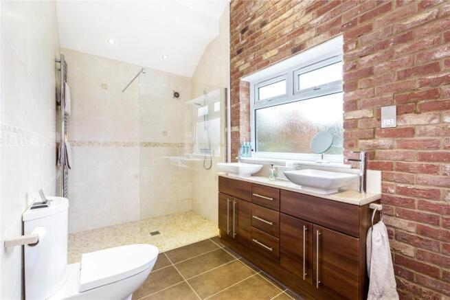 En-Suite Shower