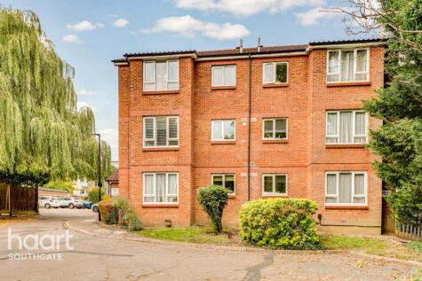 Badgers Close, Enfield