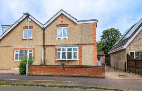 Queen Alexandra Road, Bedford, MK41