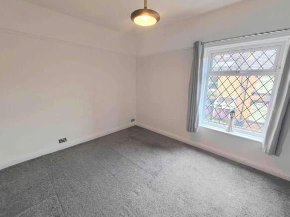 2 bed Terraced for sale Image 10