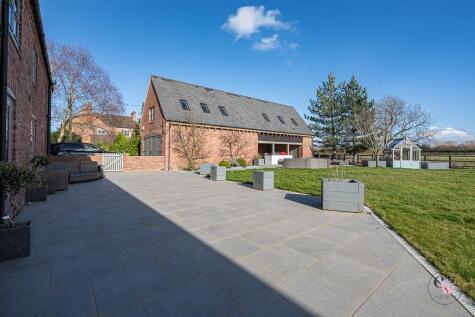Coole Lane, Nantwich