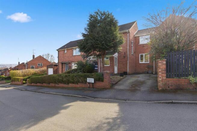 36 Charnley Avenue, Sheffield 01_297.jpg