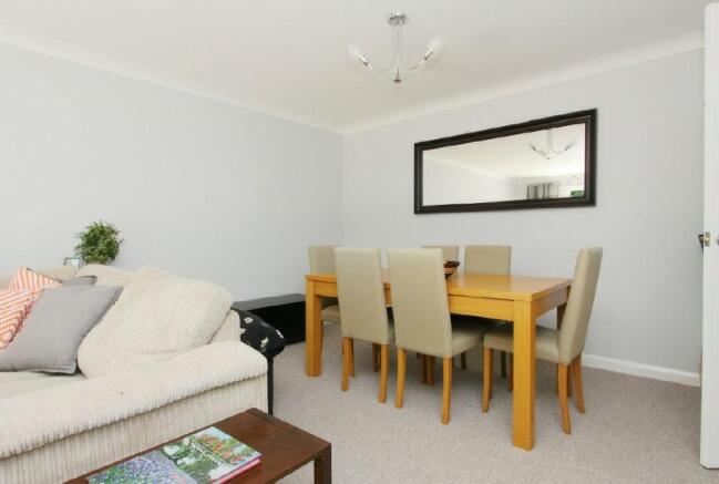 Sitting/Dining Room