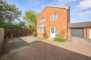 4, Blackbird Close, Swindon SN3 5FA