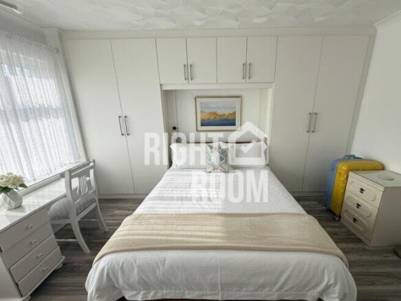 room-1-11-dale-valley-road-so16-6qn-1023913