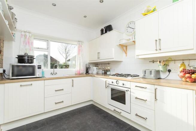 Fitted Kitchen