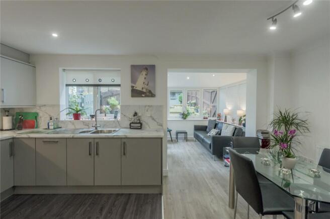 Dining Kitchen