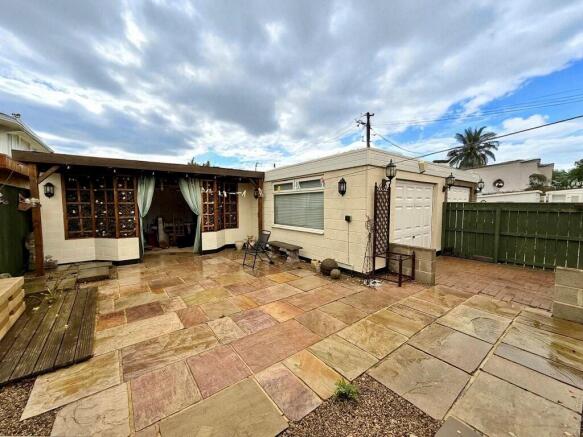 2 bed Semi-Detached Bungalow for sale Image 10