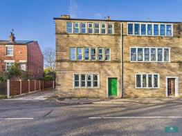 61, Broad Lane, Rochdale OL16 4PL