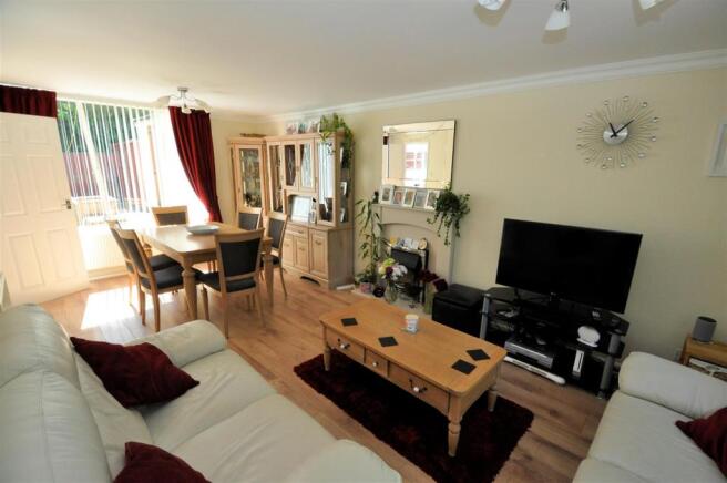 Spacious Living/Dining Room