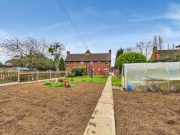 3, Seaton Cottages, Pilgrims Way, Ashford TN25 4JD