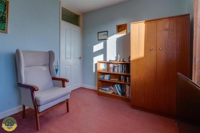 Bedroom 2-2.jpg