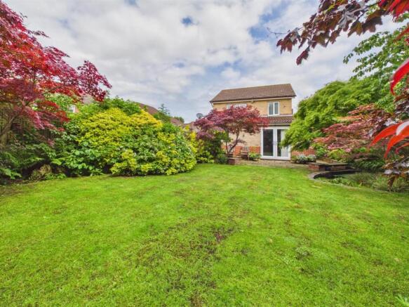 3 bed Detached for sale Image 11