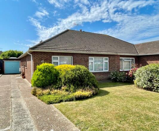 42 Russells Close...