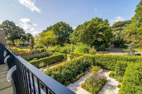 John Martin Gardens, Standish, Stonehouse, Gloucestershire, GL10