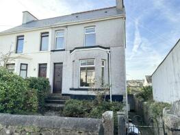 30, Victoria Road, St Austell PL25 4QD