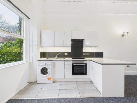 CAM04693G0-PR0087...