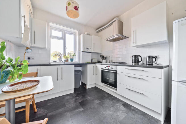 1344807-3-68bab84...