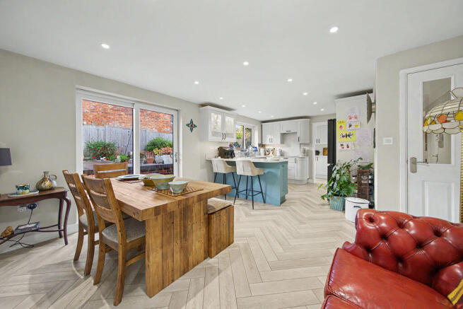 Kitchen Diner