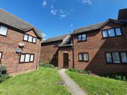 24, Oliver Close, Rushden NN10 0EL