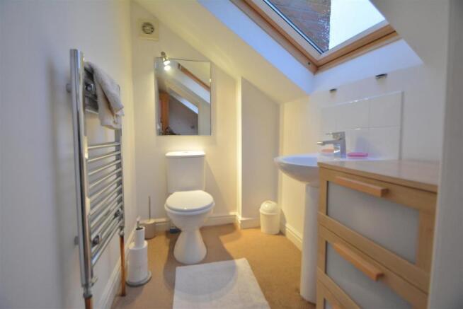 En-suite w.c.