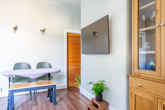 2 bed Terraced for sale Image 5