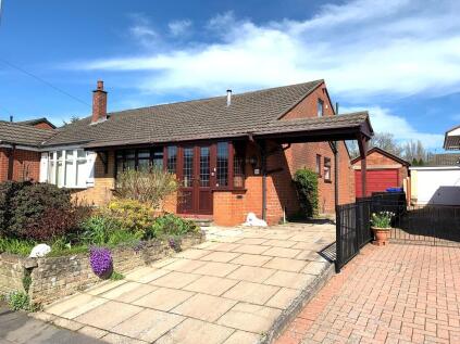 Braemar Close, Bucknall, Stoke-on-Trent, ST2 8NL