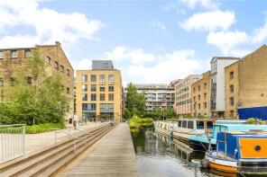 Flat 12, Downham Wharf, Hertford Road, Hackney, London N1 5QT
