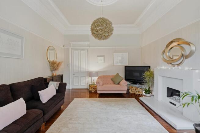 Lower Conversion, 86 St Andrews Drive, Pollokshields, G41 4SF photo 4
