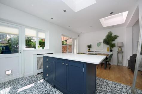 Cecil Road, W3