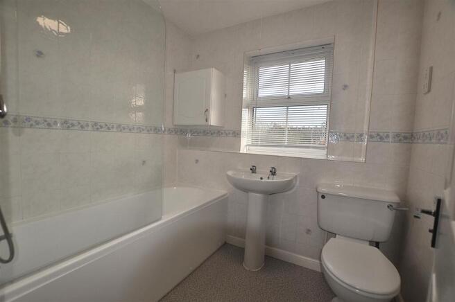 Bathroom.JPG
