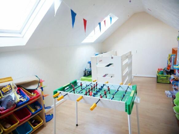 LOFT SPACE