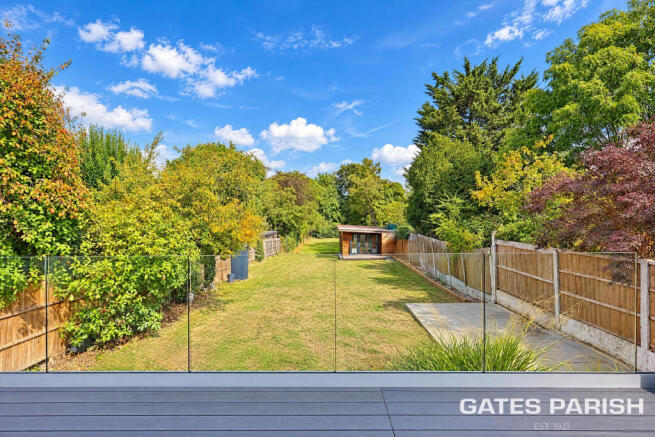 Ashburnham Gardens, Upminster, RM14*** Golf Course Backing*** photo 4