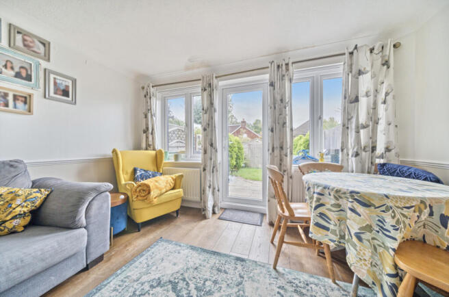 1358239-10-68d6d0...