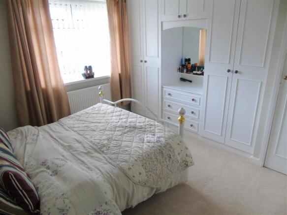 Bed2.JPG