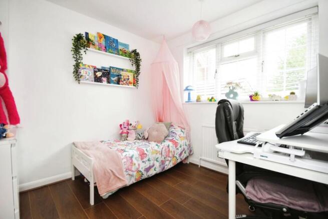 BEDROOM 4.jpg