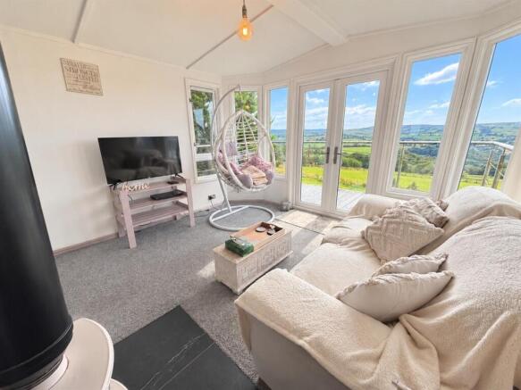 2 bed Detached for sale Image 12