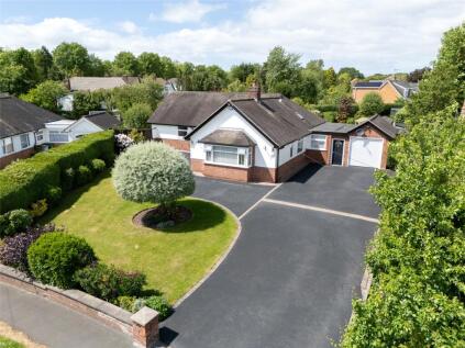Gayton Parkway, Gayton, Wirral