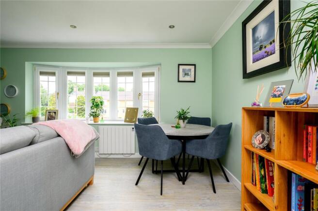 2 bed Apartment for sale Image 6