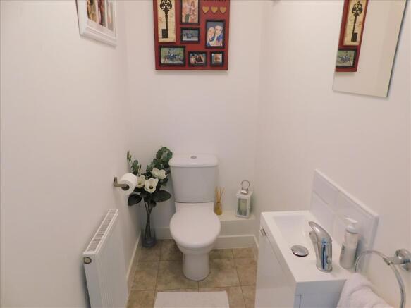 CLOAKROOM / WC