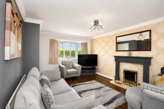 3 bed Semi-Detached for sale Image 5