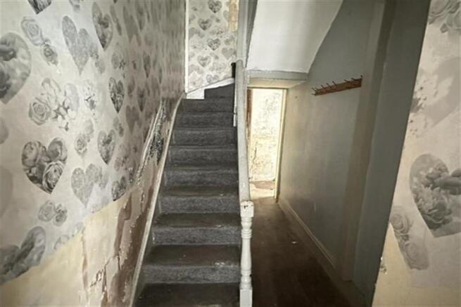 4 bed Terraced for sale Image 11