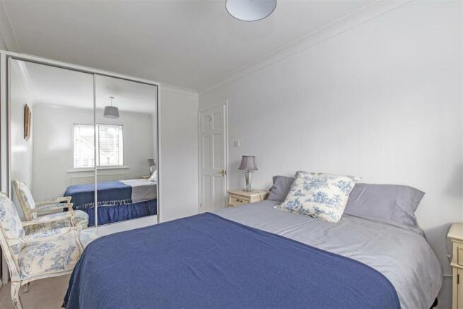 Bedroom 1-2.jpg